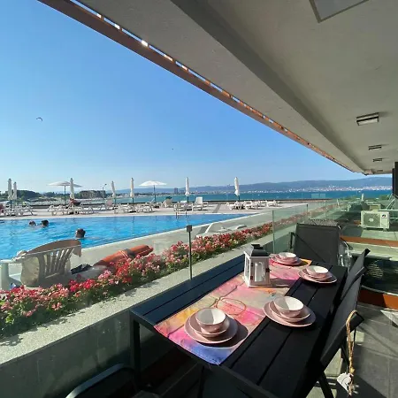 Paradiso 'в' 109 Large Cozy *