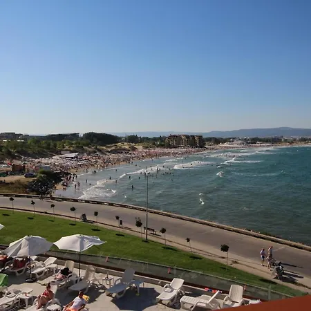 Paradiso 'в' 109 Large Cozy Appartement Nessebar