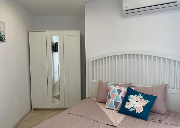 Paradiso 'в' 109 Large Cozy アパート ネセバル