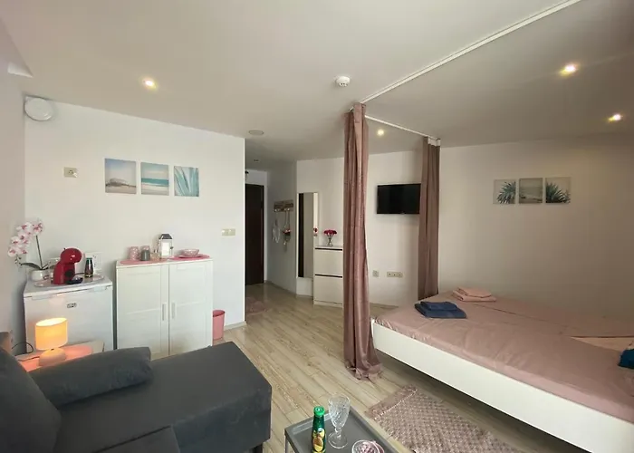 Paradiso 'в' 109 Large Cozy ネセバル