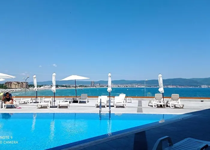 Paradiso 'в' 109 Large Cozy アパート