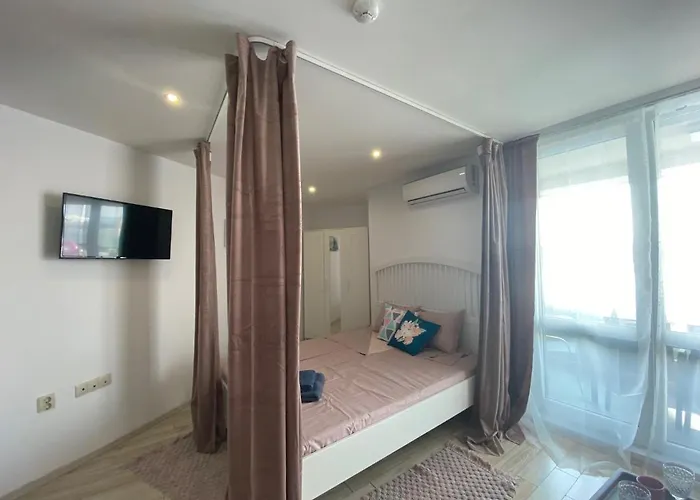 Paradiso 'в' 109 Large Cozy ネセバル