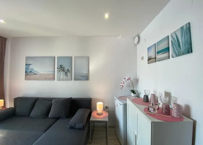 Paradiso 'в' 109 Large Cozy ネセバル