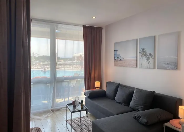 Paradiso 'в' 109 Large Cozy * ネセバル