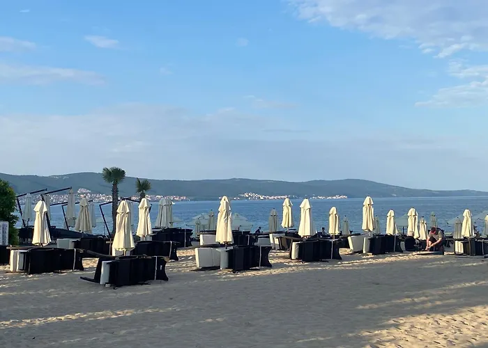 Paradiso 'в' 109 Large Cozy アパート ネセバル